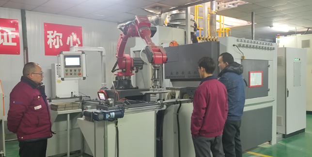 福建自动喷砂机选型要点，看完少走弯路。